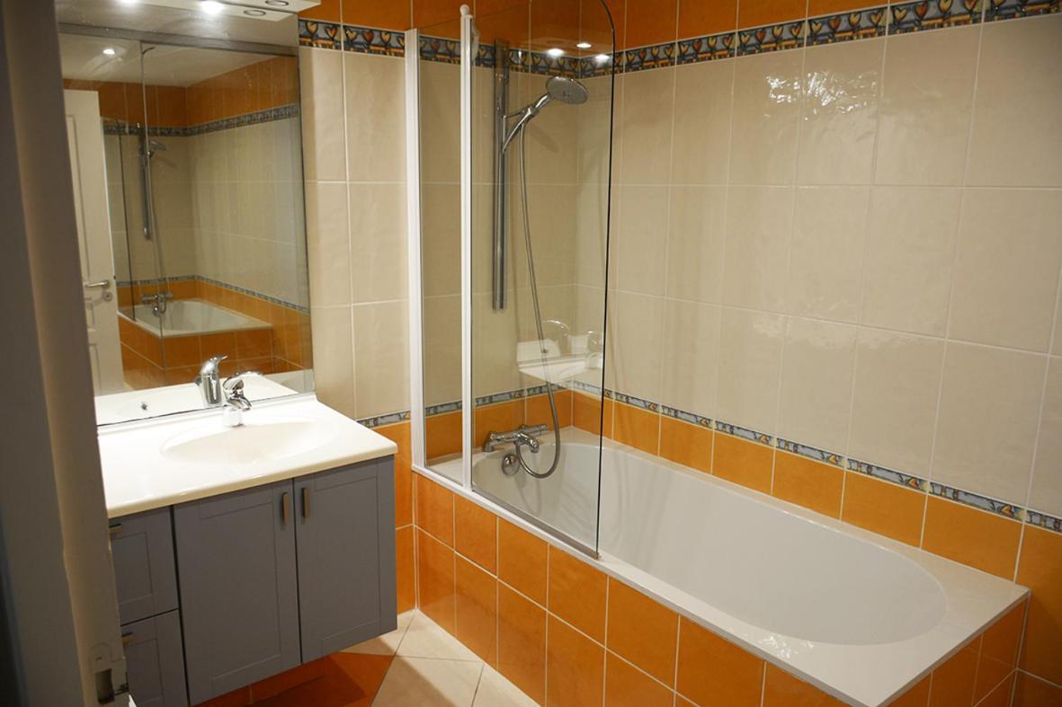 L'Oiseau Bleu Hotel Tournon-sur-Rhone Ngoại thất bức ảnh
